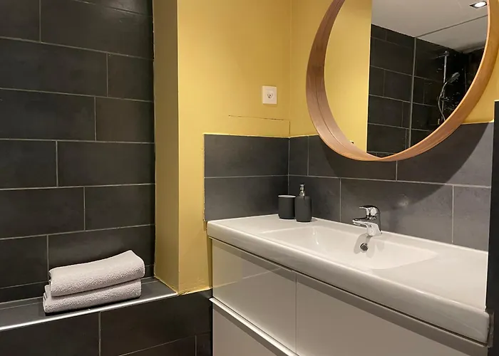 Cosy & Bright In Belle Epoque-area Апартаменты *