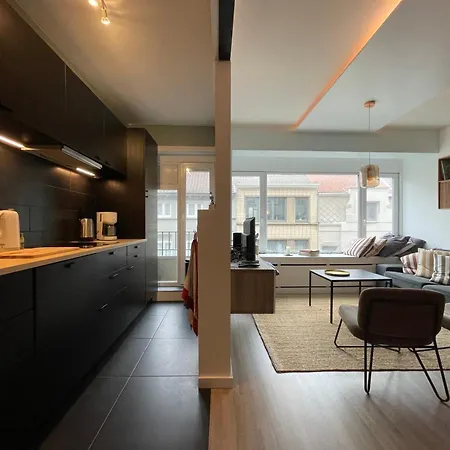 Cosy & Bright In Belle Epoque-area Apartmán