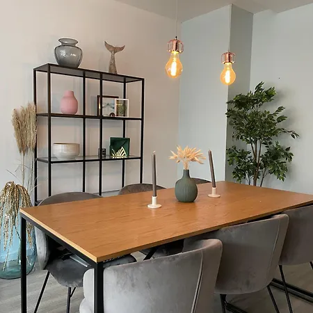 Cosy & Bright In Belle Epoque-area Ostende